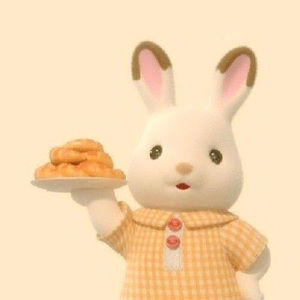 Meet your Posher, Honeybliss